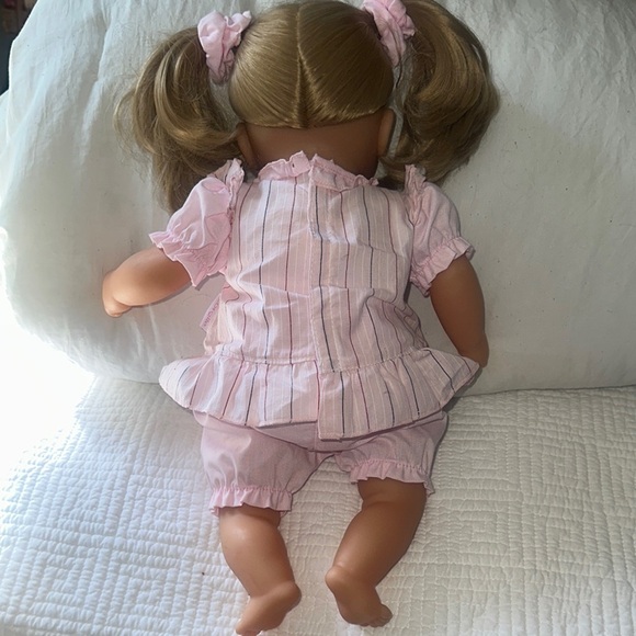 Corolle Vintage vanilla scented baby doll 2000 in prestige beautiful Bebe 14” - Picture 7 of 17